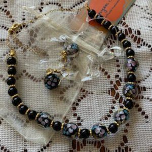 BLACK Shiny BEAD~PINK & BLUE Mille Fiori FLOWERS~GOLD spacers *necklace earrings